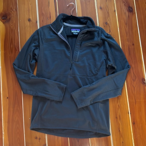 Patagonia men’s medium running base layer - Picture 1 of 5